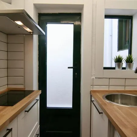 Nuevo, Recien Remodelado: Estudio 3 Personas Apartment Vigo