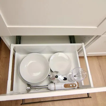 Apartamento Nuevo, Recien Remodelado: Estudio 3 Personas